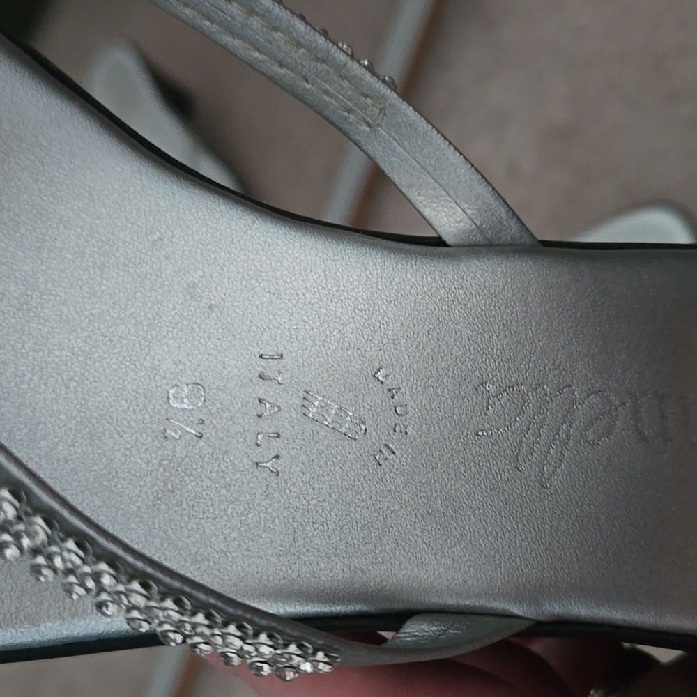 Italian Shoemakers Sandals - Picture 6 of 9